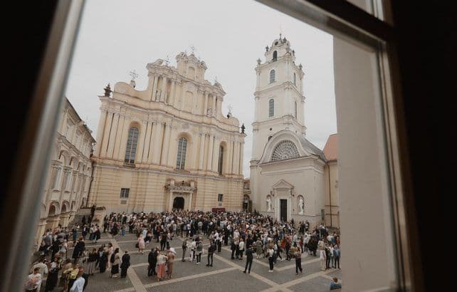 Vilniaus universiteto kiemelis.jpg